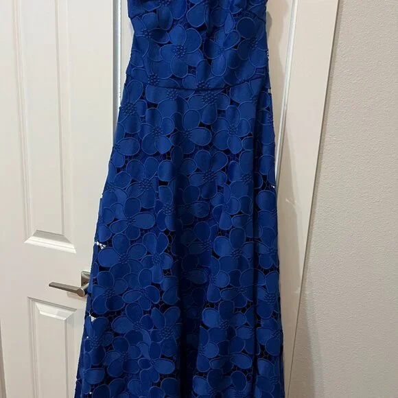 Badgely Mischka Collection Long Halter Lace Gown Royal Blue - Picture 5 of 7